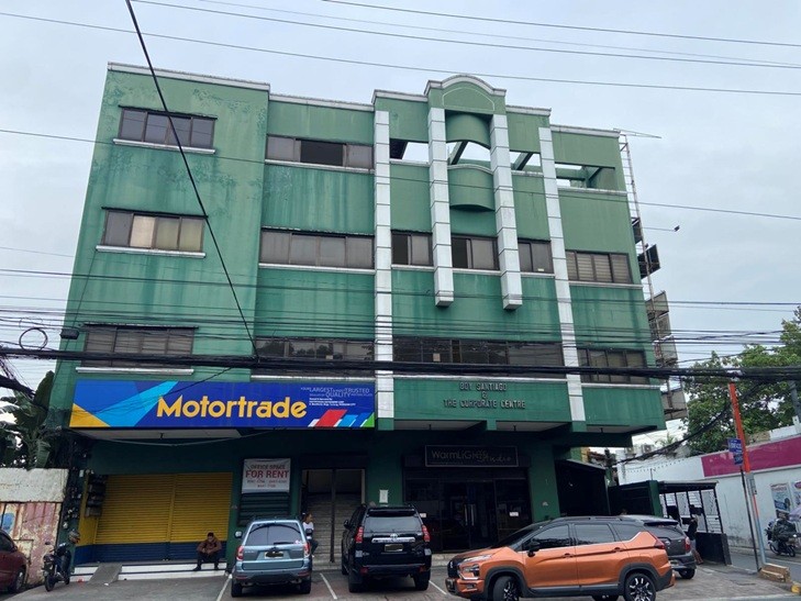 Larawan ng aktwal na opisina ng Fuerte
